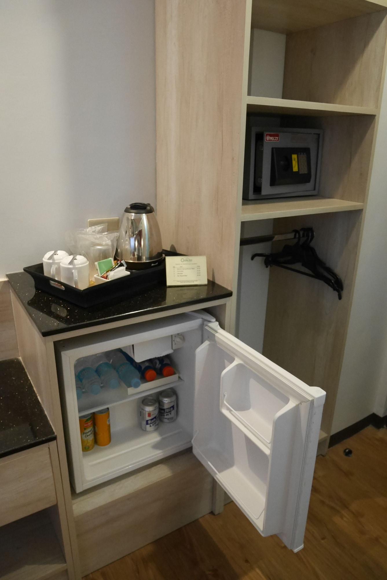 Circle Inn Hotel And Suites Bacolod Dış mekan fotoğraf